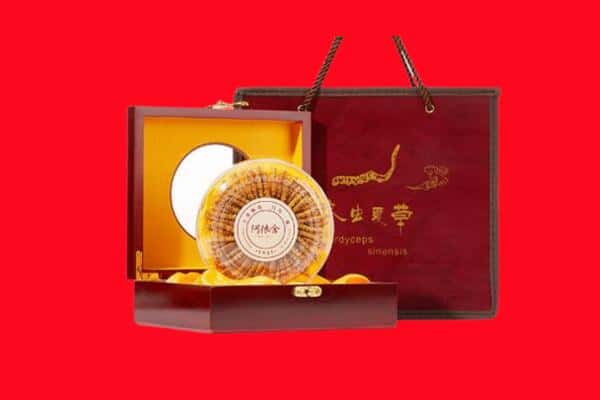 收购资讯:福州平潭县回收冬虫夏草是按克吗
